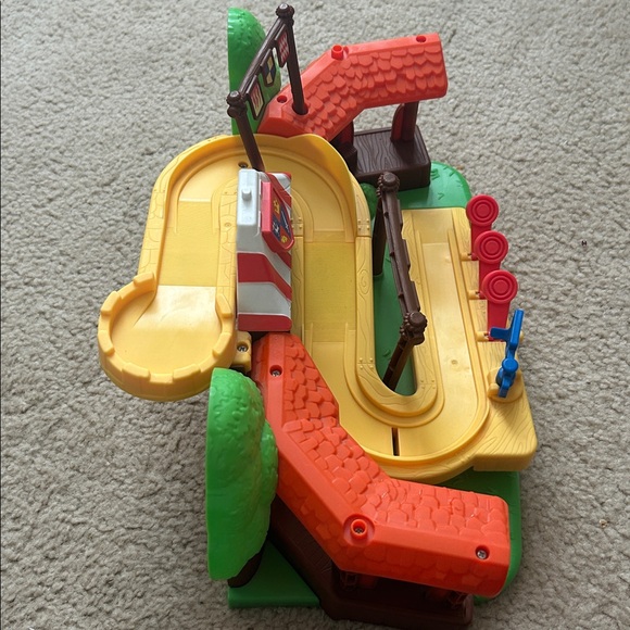 Little People Klip Klop Mike’s Arena - Picture 3 of 4